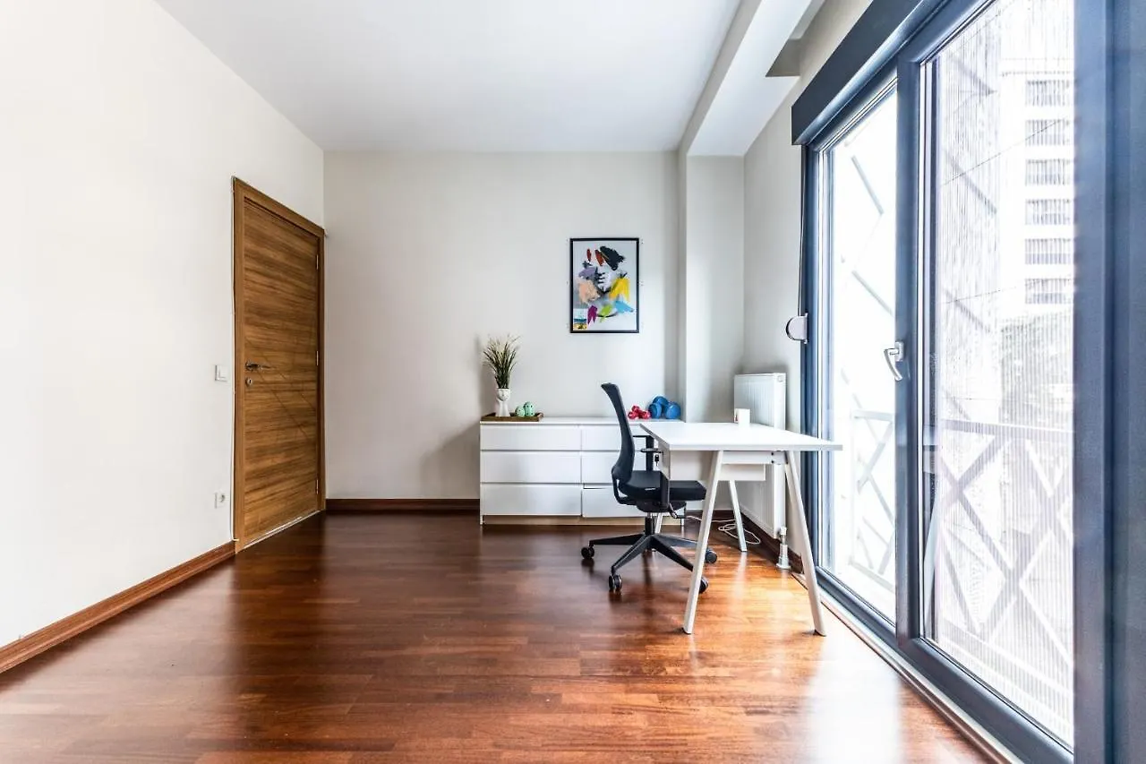 Апартаменты Spacious Flat Near Bagdat Avenue In Suadiye Стамбул Турция